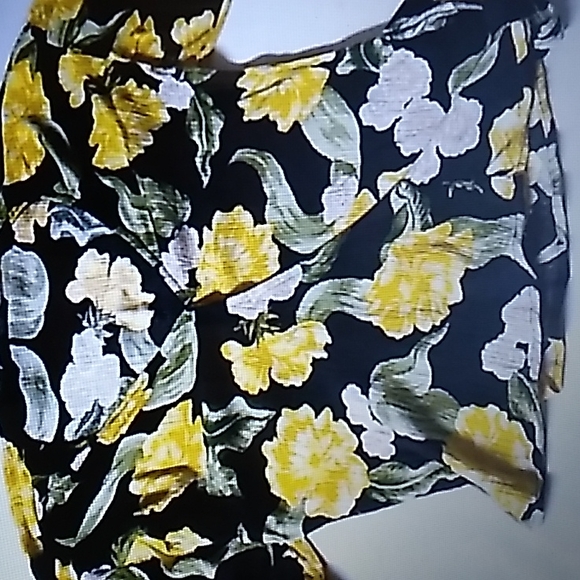 Zara ladies top black, yellow and green small - Picture 2 of 4